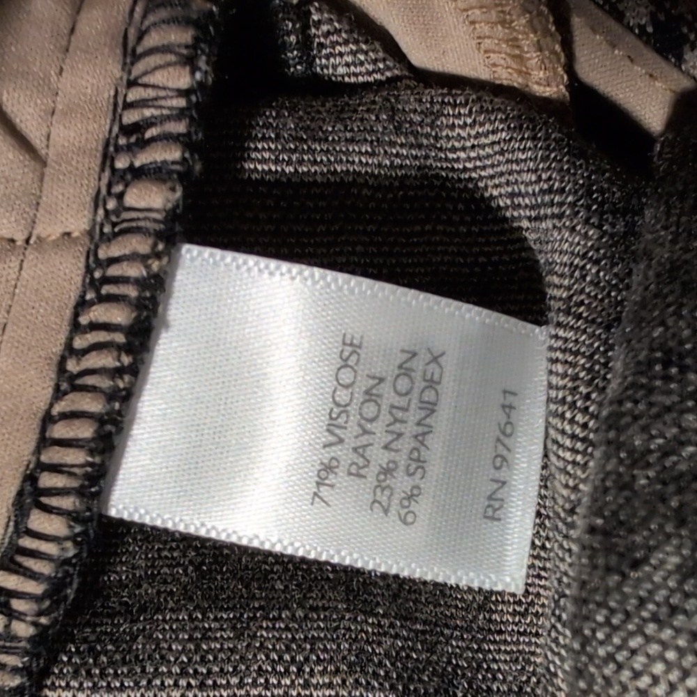 J. Jill Ponte Women's Black and Tan Checkered Slim Leg Pants NWT Size Medium - Picture 6 of 6